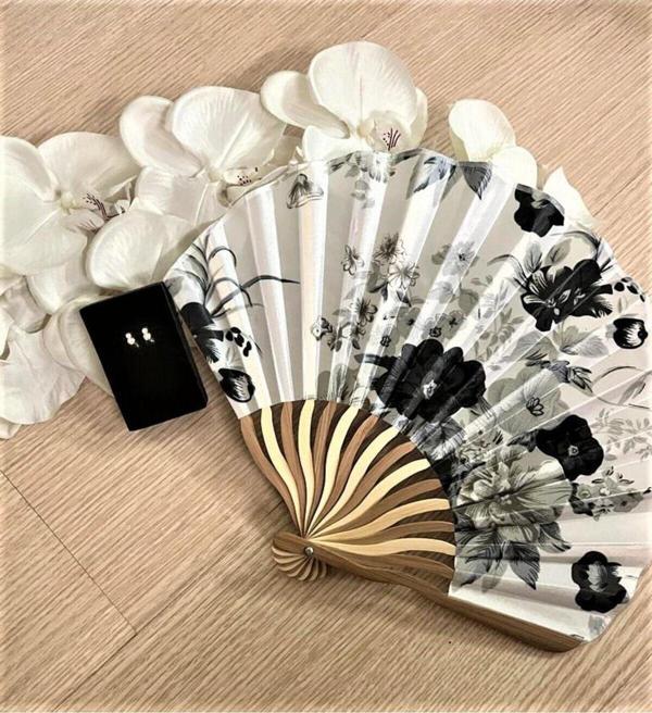 - Siyah Yelpaze Küpe Hediyeli Set - Image 1