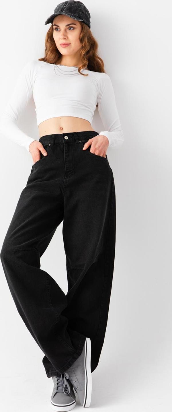 Toka Detaylı Bol Kesim Geniş Paça Rahat Baggy Jean Kot Salaş Kadın Pantolon @Milano - Image 1