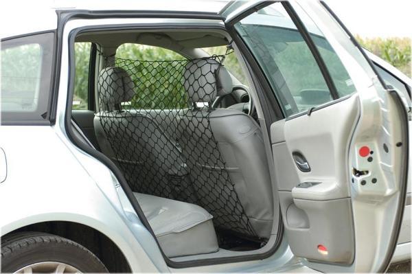 Beeztees Köpek Arka Koltuk Güvenlik Ağı, Siyah, 86x64cm - Image 1