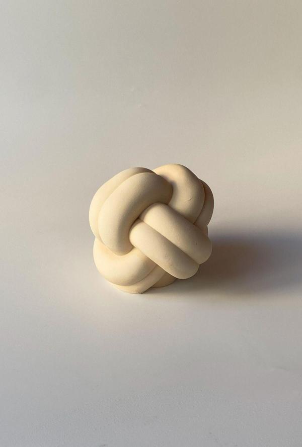 Sin İstanbul Knot Kitap Tutucu Bej - Image 1