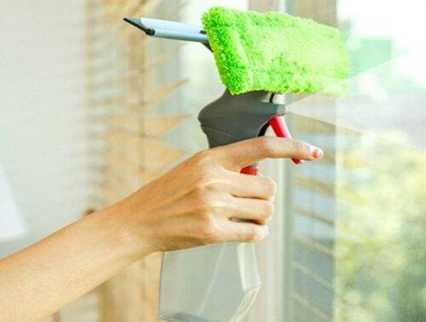 Büro Ev Ofis Yazlık Hijyeni için Hazneli Spreyli Mikrofiber Cam Silme Mopu - Image 1