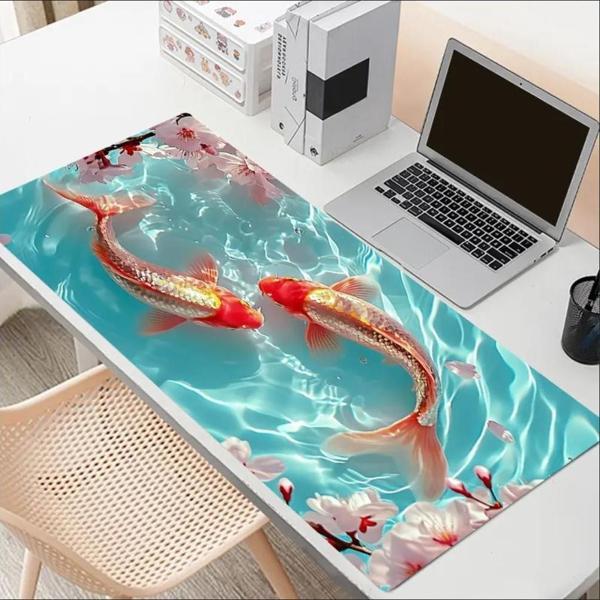 70X30 CM KOİ BALIĞI TEMALI KAYDIRMAZ TABAN SPEED YÜZEY OYUNCU MOUSE PAD GAMİNG - Image 1