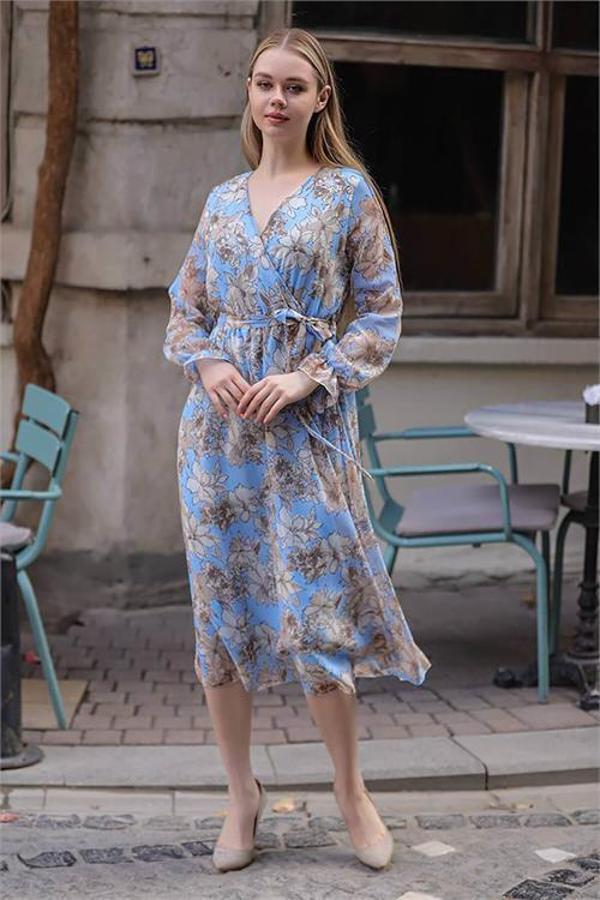 Dip Moda kadın mavi kruvaze yaka çiçek desenli midi elbise RSSN29 - Image 1