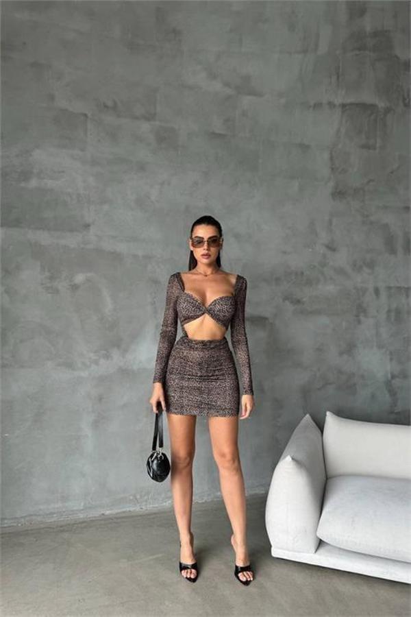Dip Moda kadın leopar sırt ve göğüs dekolteli mini elbise DPDF079 - Image 1