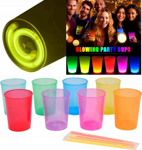 Karanlıkta Yanan Gece Işığı Mega Glow Bardaklar 8 Adet 8.5 X 10.5 Cm - Image 1
