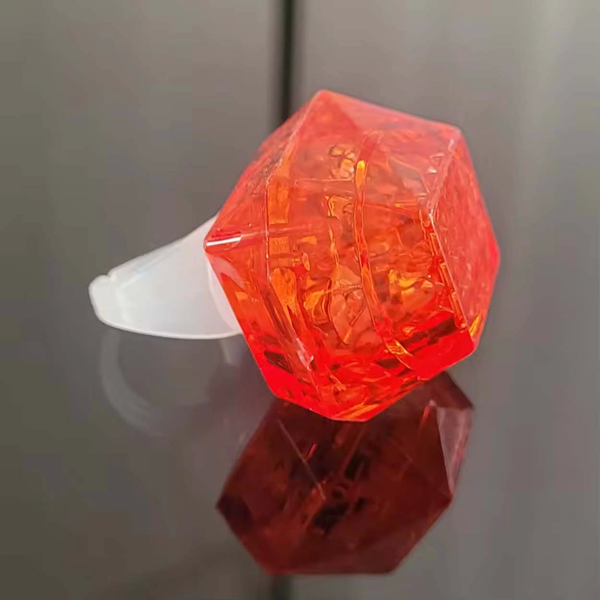 Kristal Tasarımlı Led Glow Işıklı 3 Modlu Kırmızı Yüzük 3.5 X 5 Cm - Image 1