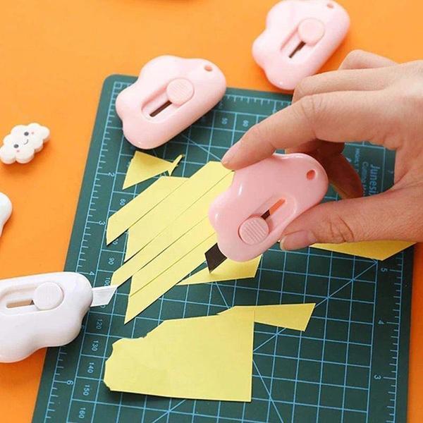 SRTfootcare PEMBE Taşınabilir Sevimli Bulut Şeklinde Falçata - Maket Bıçağı 1 Adet - Image 1