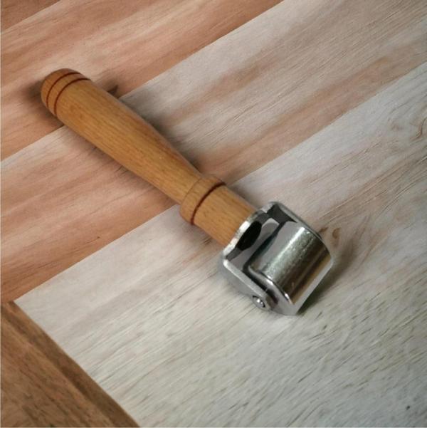 Yapıştırıcı Presleme Silindiri 3 cm Deri El Aleti - Image 1