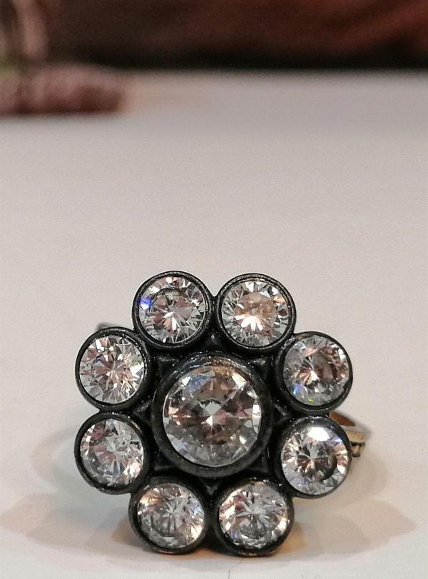 Elmas Montür Büyük Çiçek Yüzük - Image 1