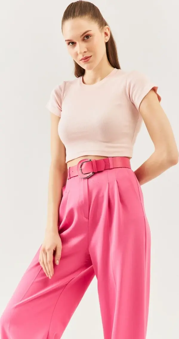 Aqua Kısa Kol Bisiklet Yaka Vücuda Oturan %100 Pamuklu Kaşkorse Esnek Crop Bluz - Image 1