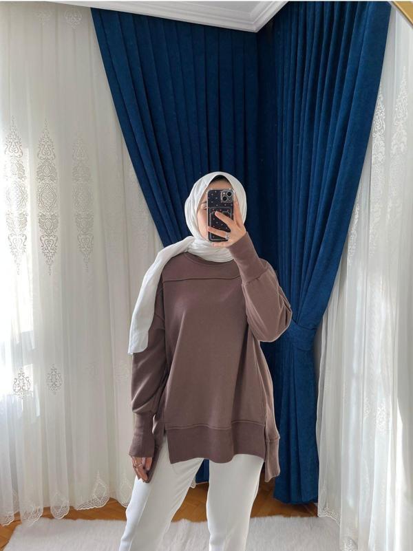 Tesettür Giyim Üç İplik Oversize Sweatshirt - Image 1