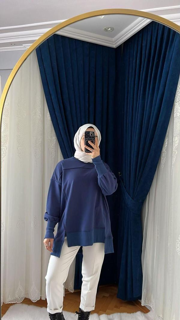 Tesettür Giyim Üç İplik Oversize Sweatshirt - Image 1