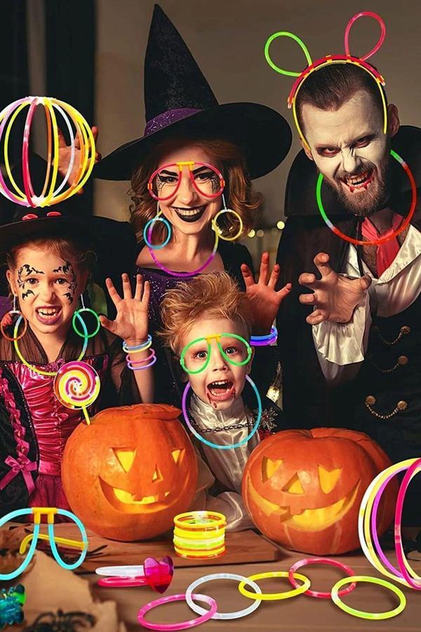Glow 50 adet (50çubuk+50bağlantı aparat)Fosforlu Neon Karanlıkta Parlayan Çubuklar Bileklik Kolye Yapma seti - Image 1