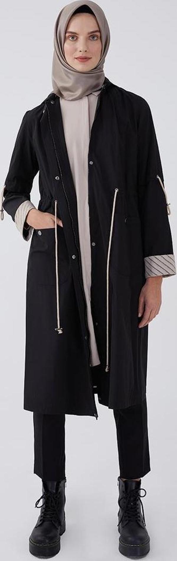 Siyah Bel ve Kolu Büzgülü Trençkot - Image 1