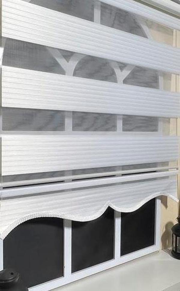 Beyaz Pliseli Zebra Stor Perde Alüminyum Kasalı AL-480 - Image 1