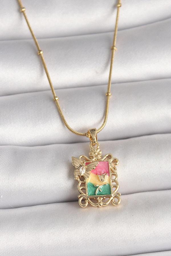 316L Çelik Gold Renk Renkli Zirkon Taşlı Kelebek İşlemeli Portre Model Kadın Kolye - TJ-BKO10024 - Image 1