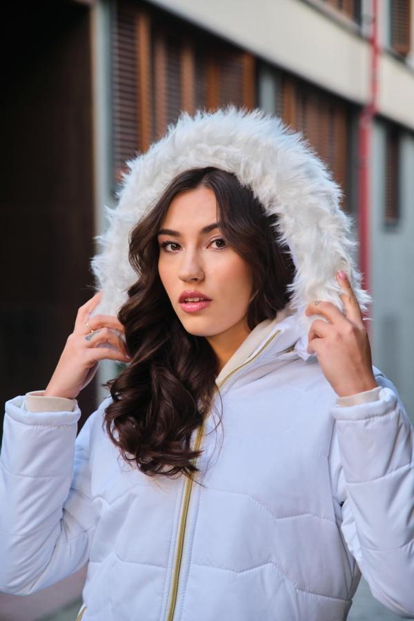 Günlük Kürklü Şişme Kadın Mont - Image 1