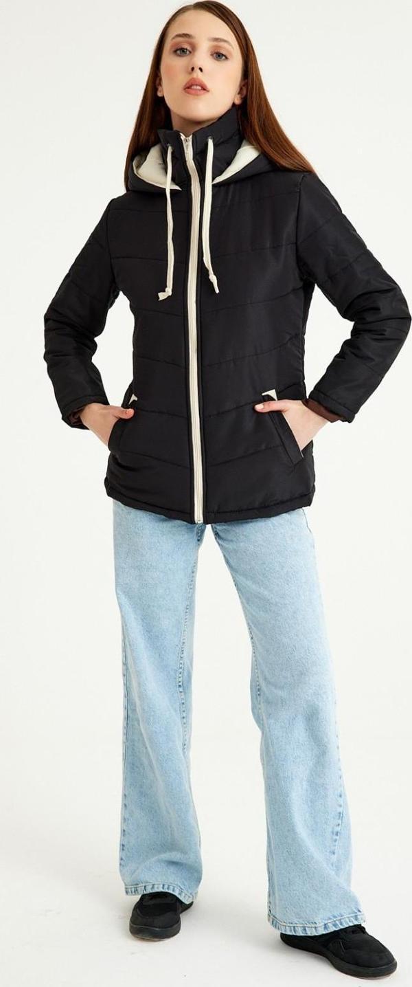 Günlük Kısa Kapüşonlu Kışlık Şişme Kadın Mont - Image 1