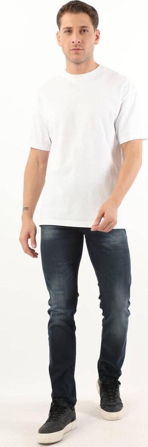 Erkek Orta Bel Taşlanmış Jean Pantolon Lacivert - Image 1
