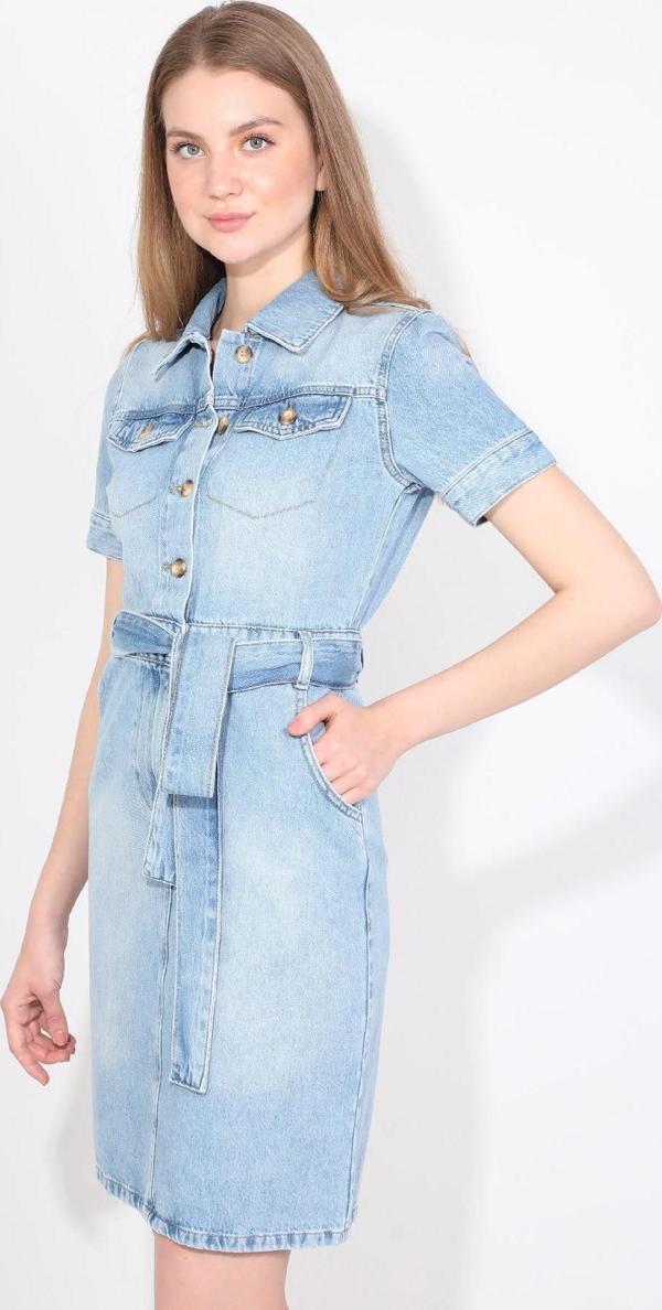 Kadın İki Cepli Açık Mavi Jean Elbise Kemerli Regular Fit - Image 1