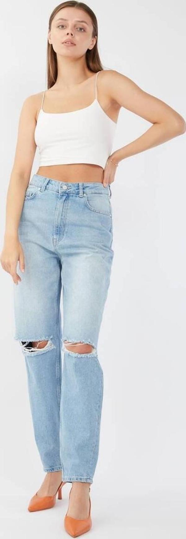 Kadın Dizi Yırtık Jean Pantolon Açık Mavi - Image 1