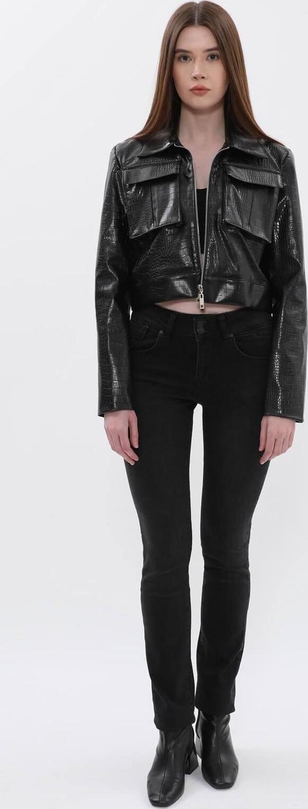 Kadın Çift Düğmeli Siyah Düz Jean Pantolon - Image 1