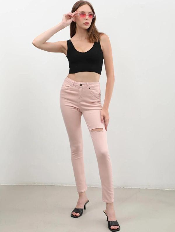 Kadın Pudra Yırtık Detaylı Jean Pantolon - Image 1