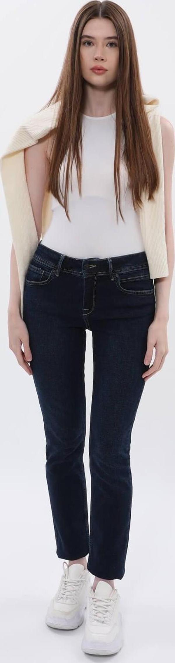 Kadın Likralı Lacivert Düz Jean Pantolon - Image 1