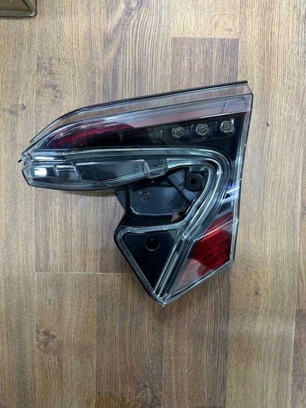 Toyota CHR Arka Sağ İç Stop Lambası 2016-2019 Ledli Tip - Image 1