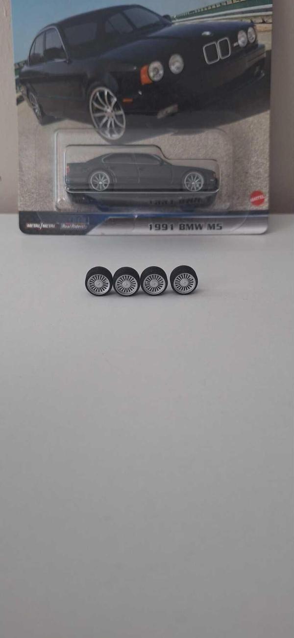 Hot Wheels 1.64 Ölçek Jant - Image 1