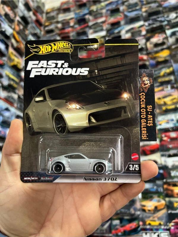 Hot Wheels Premıum Nissan 370Z 1:64 Ölçek - Image 1