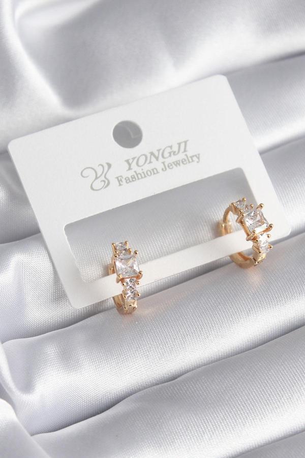 Pirinç Gold Renk Zirkon Taşlı Kadın Küpe - Image 1