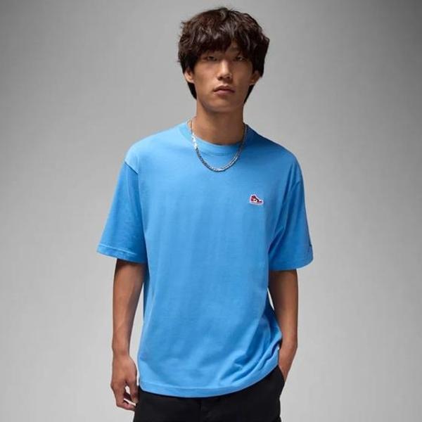 NİKE Jordan Brand Sneaker Patch SS Crew Erkek Tişört-FN5982-469 - Image 1