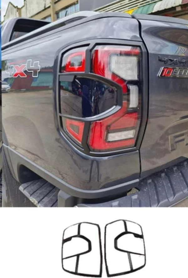 2023+ FORD RANGER STOP CERCEVESI SIYAH - Image 1