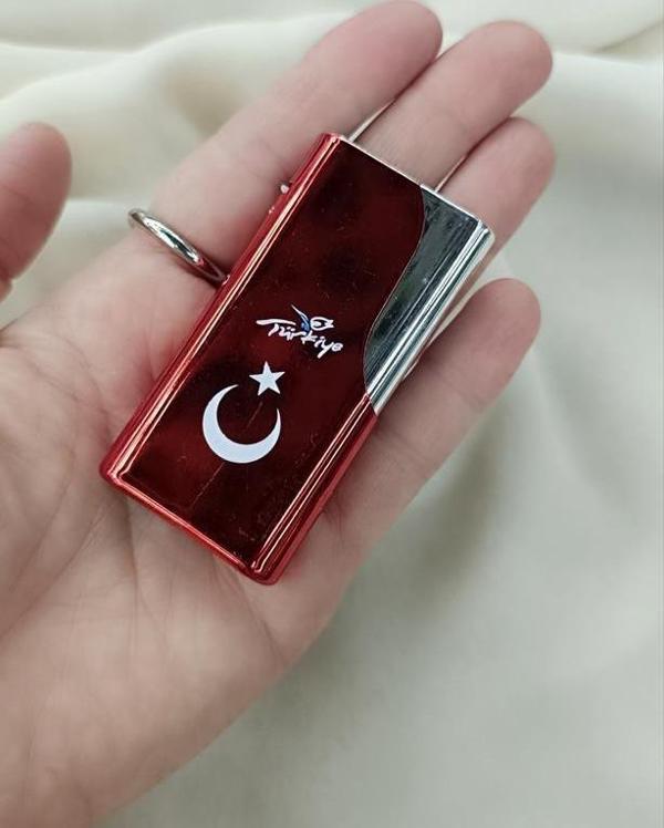 Çakmak Pürmüz Gazlı Doldurulabilir Ay Yıldız Çakmak    - Image 1
