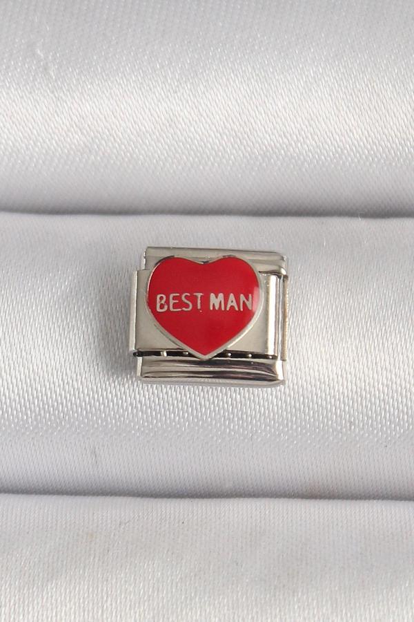 Gümüş Renk 'Best Man' Yazılı Kırmızı Kalp İşlemeli Nomination Charm - EBJ250501W32841 - Image 1
