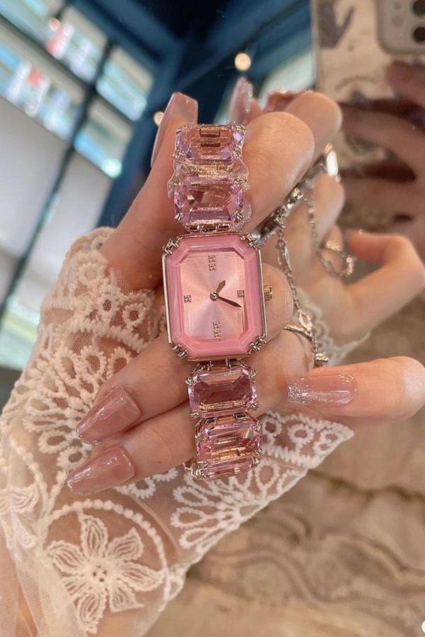 Pembe Swarowski Taşlı Sekizgen Saat - Image 1