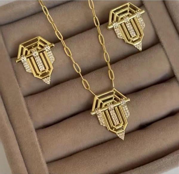 Altın Kaplama Seranay Küpe Ve Kolye Set - Image 1