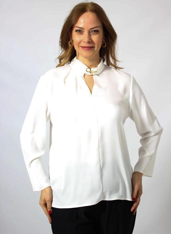 3224 EKRU YAKASI BROŞLU UZUN KOLLU İPEK SATEN ŞIK BÜYÜK BEDEN BLUZ - Image 1