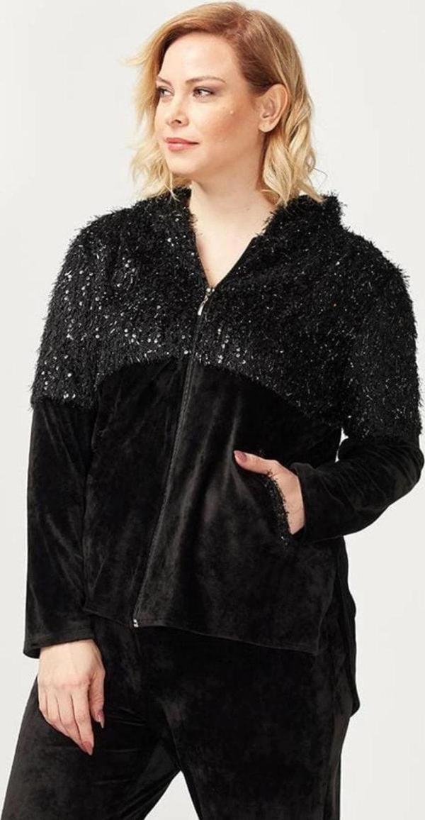 3239 Tam Kalıp Pullu Saçaklı Tarz Kapşonlu Kadife Eşofman Takımı Siyah - Image 1