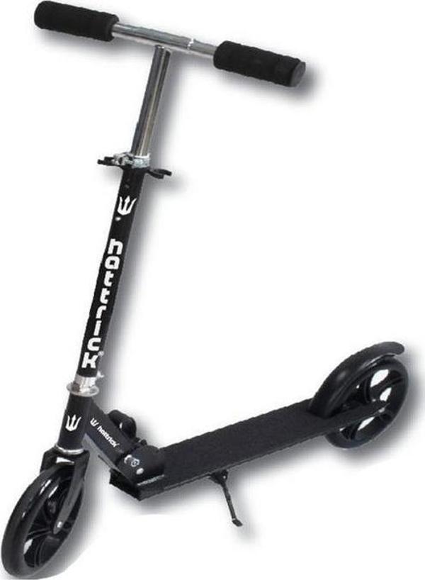HATTRICK SCS150 SCOOTER 200 MM İKİ TEKERLİ SİYAH - Image 1