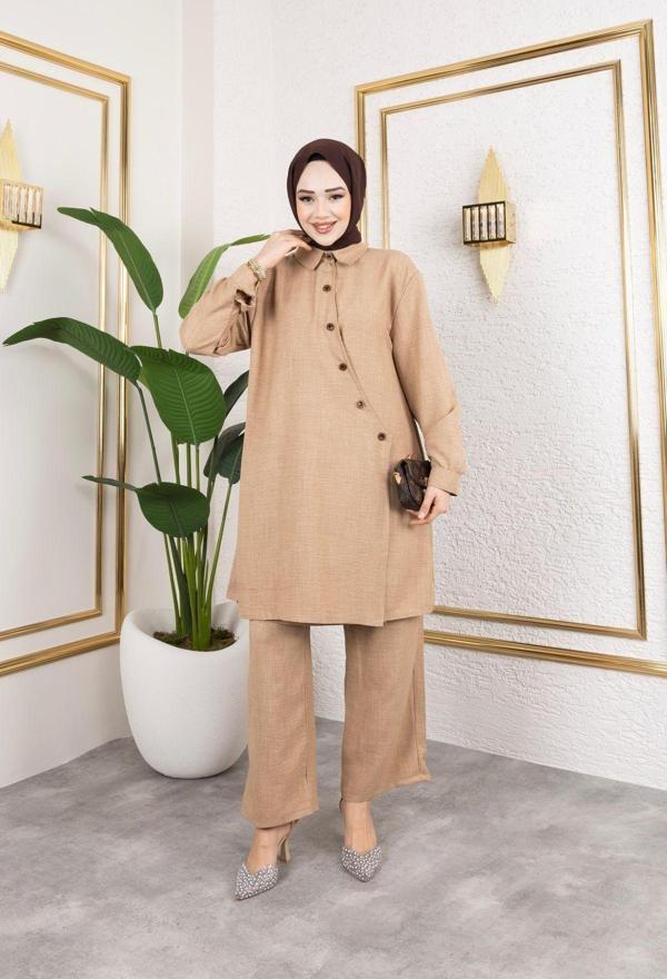 Sfg Life Moda Kadın Gömlek Yaka Önü Çapraz Düğmeli Ve İç Bağlamalı Pantalonlu İkili Keten Takım Vizon 50 - Image 1