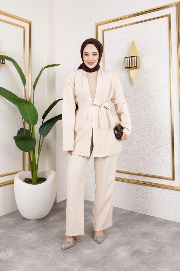 Sfg Life Moda Kadın Nakış Detaylı Ve Kuşaklı Duble Kumaş Ceket & Pantalon Takım Bej M - Image 1