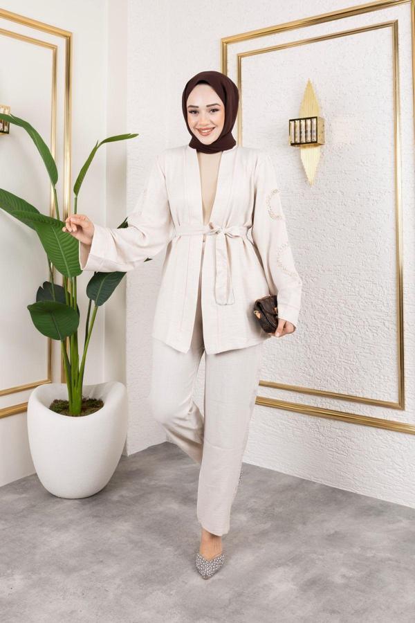 Sfg Life Moda Kadın Kolları Desen Nakış Detaylı Ve Kuşaklı Keten Kumaş Ceket & Pantalon Takım Bej XL - Image 1