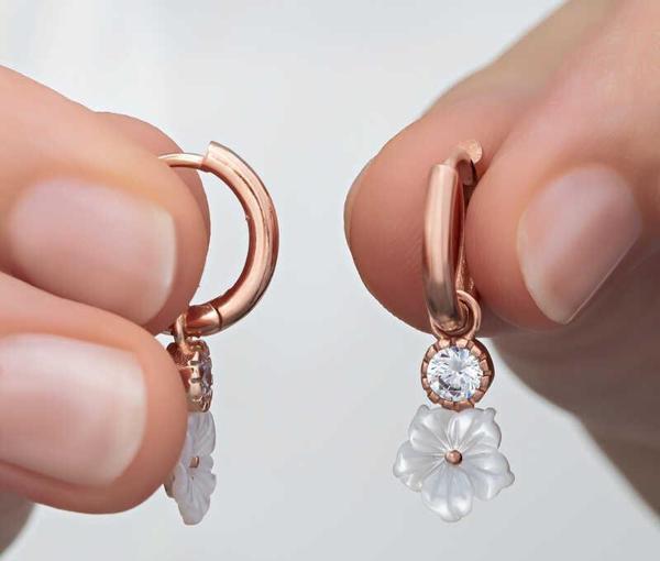 Gümüş Rose Sallantılı Manolya Çiçeği Kadın Küpe SL6271 - Image 1