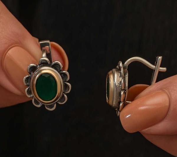 Gümüş Yeşil Çiçek Desenli Otantik Kadın Küpe SL9642 - Image 1