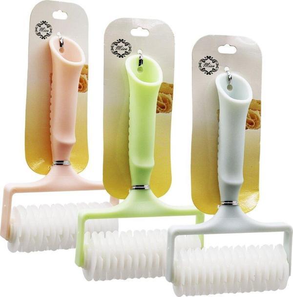 ÇOK DİŞLİ PLASTİK HAMUR RULET  GO5060Gok222568 - Image 1