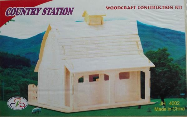 Wooden Toys Ahşap Çiftlik Evi Maketi De-monte Birleştir Oluştur - Image 1