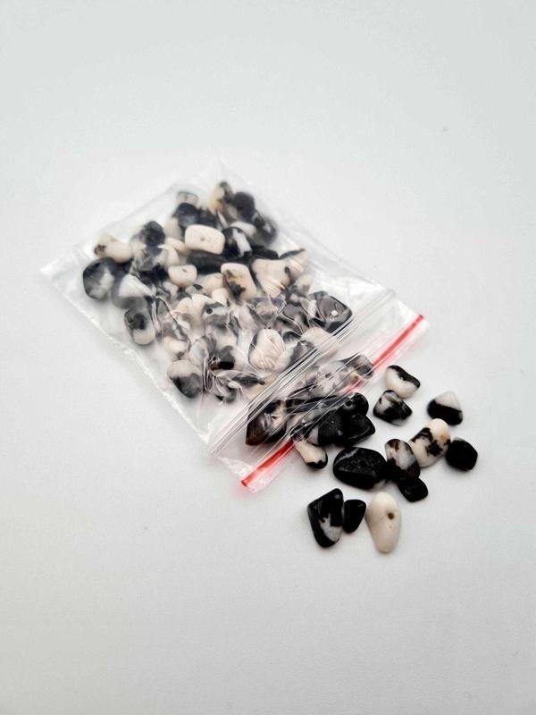 Sertifikalı Panda Jasper Kırık Doğal Taş - 20 gr Delikli - Image 1
