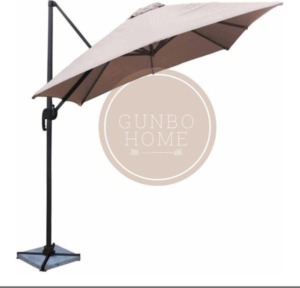 Gunbo Home 3 X 3 Kare Dev Bahçe Şemsiyesi Tam Rpofesyonel Bahçe Şemsiyesi Teras Şemsiyesi Muz Şemsiye Ampul Bej - Image 1